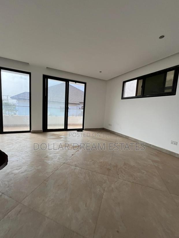 5bdrm House in Adjiriganor for sale · Photo 7