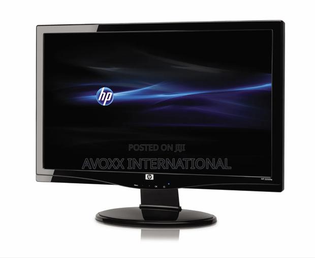 HP S2331a 23-Inch Widescreen LCD Monitor · Photo 2
