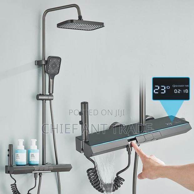 Shower. Hot Cold. 8031h. · Photo 1