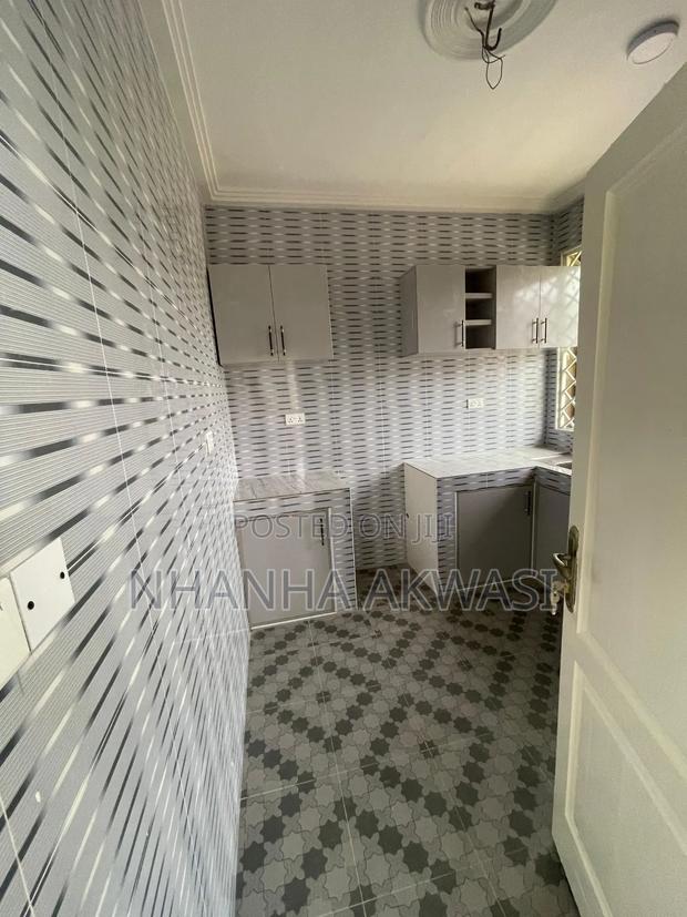 2bdrm Apartment in Lashibi Drc, Tema Metropolitan for rent · Photo 3