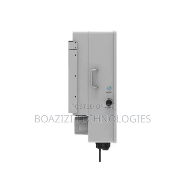 Deye 6kw Hybrid Inverter · Photo 3