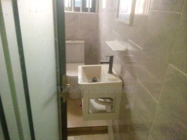2bdrm Apartment in Amasaman 3 Junction, Pokuase for rent · Photo 3