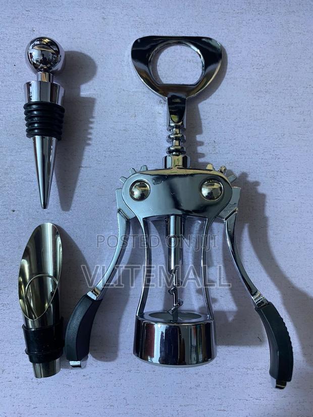 Wine Bottle Opener · Photo 1