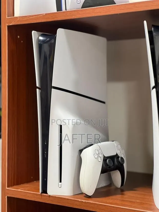 PlayStation 5 Slim Disc Version With 5 Solid Games · Photo 1