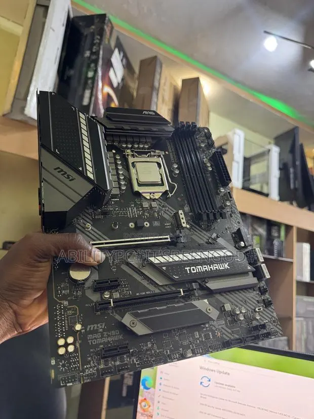 Motherboard · Photo 1
