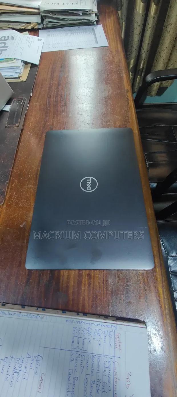 Laptop Dell Latitude 5501 8GB Intel Core I5 SSD 256GB · Photo 3