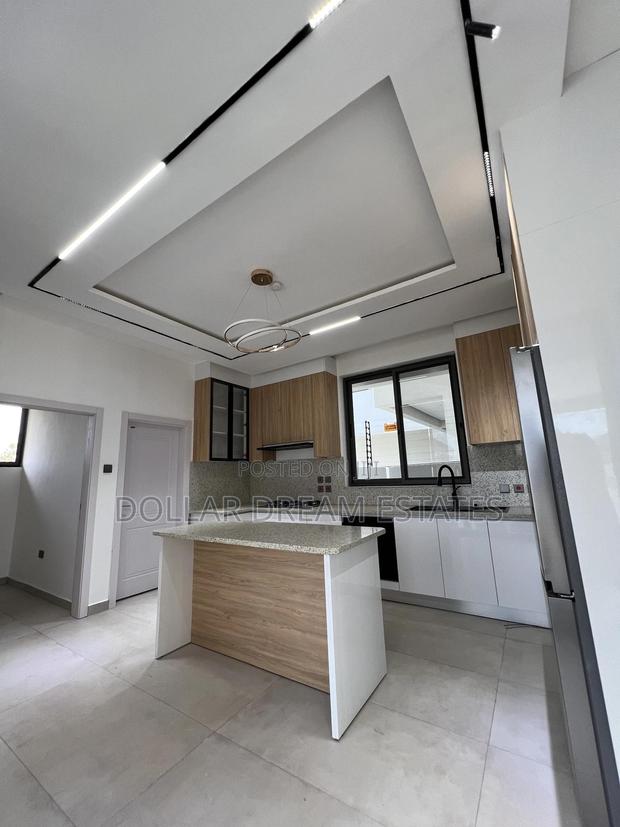 4bdrm House in East Legon for sale · Photo 2