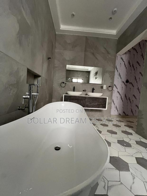4bdrm House in East Legon for sale · Photo 8