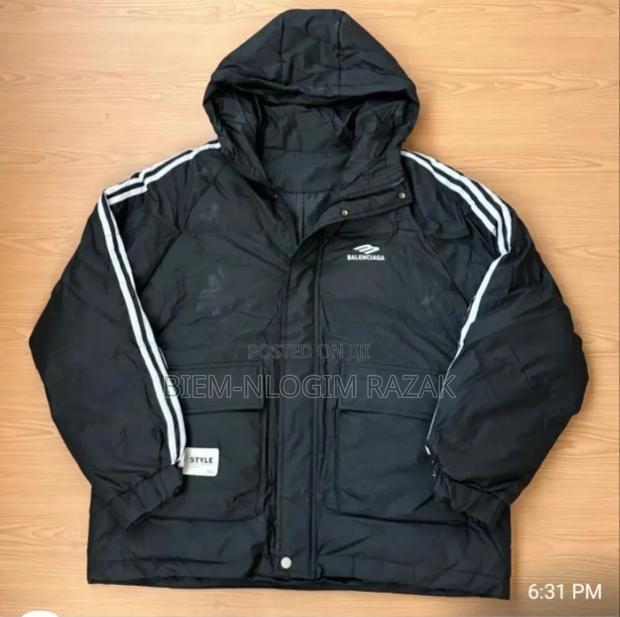 Original North Face Gucci N Balenciaga Winter Jackets Availa · Photo 3