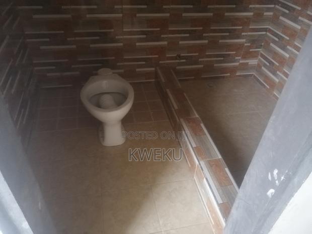 1bdrm House in Estate Agency, Baatsona Total for rent · Photo 4