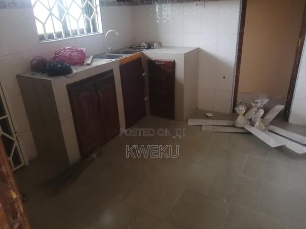 1bdrm House in Estate Agency, Baatsona Total for rent · Photo 2