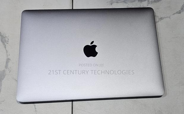 Laptop Apple MacBook Pro 2016 8GB Intel Core I5 SSD 512GB · Photo 1