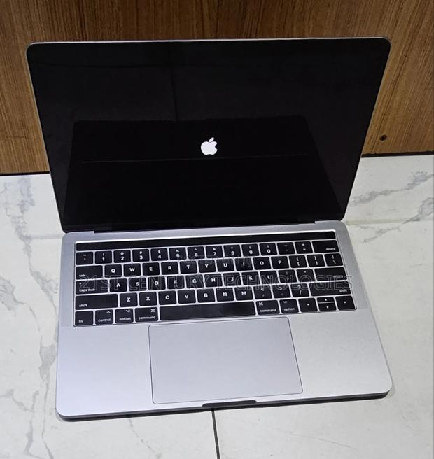 Laptop Apple MacBook Pro 2016 8GB Intel Core I5 SSD 512GB · Photo 3