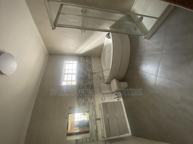 3bdrm House in East Airport for rent · Photo 8
