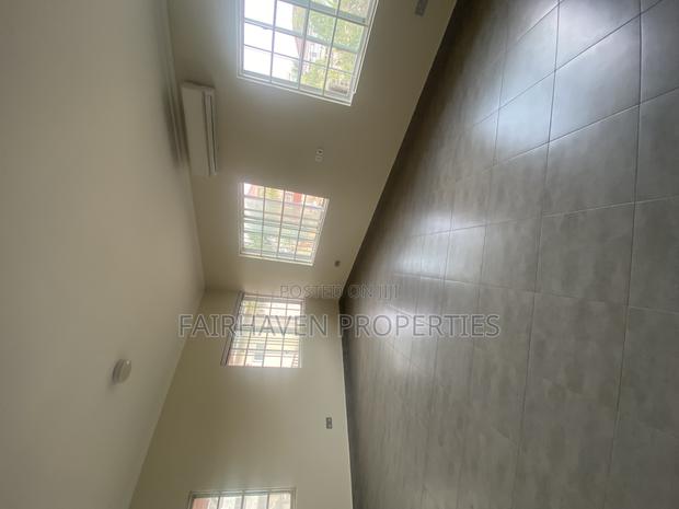 3bdrm House in East Airport for rent · Photo 7