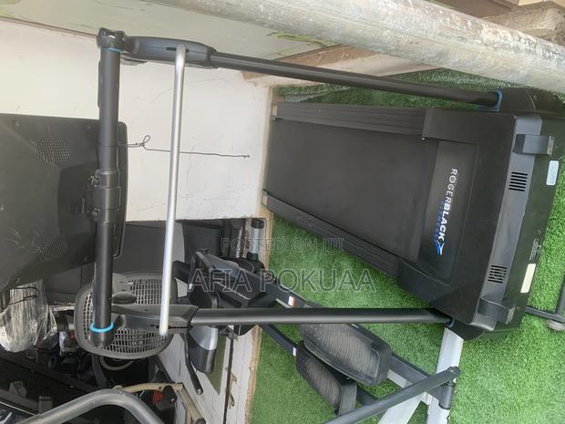 Treadmill Cardio Exercise Machine · Photo 4