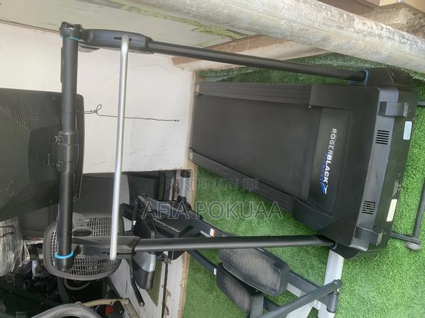 Treadmill Cardio Exercise Machine · Photo 3