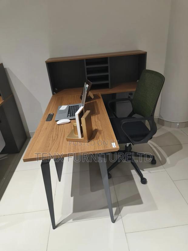 Staff Desk · Photo 1