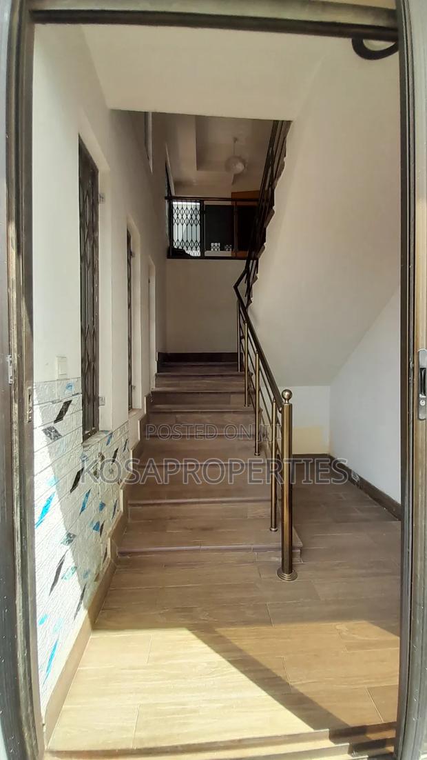 2bdrm Apartment in Catapillar, Adjiriganor for rent · Photo 7