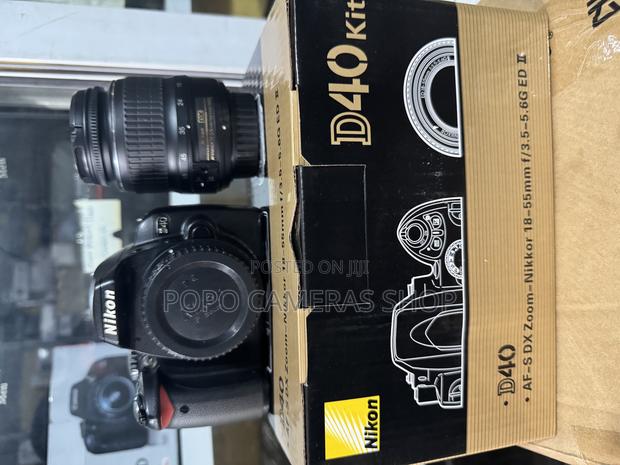 Nikon D40+ Nikkor 18-55mm Lens · Photo 2