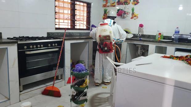 Remove Cockroaches,Bedbugs,Snakes Etc Today · Photo 3