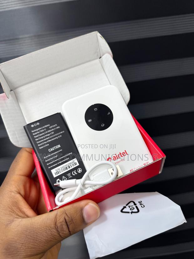 Universal ZLT 4G+ Mifi · Photo 1