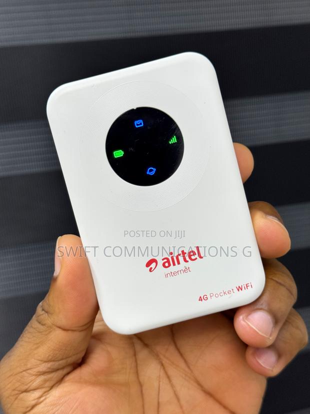 Universal ZLT 4G+ Mifi · Photo 2