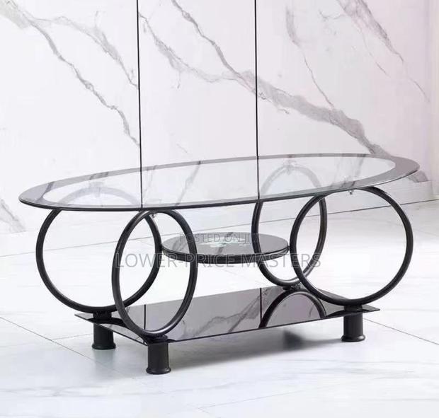 Modern Center Table · Photo 3