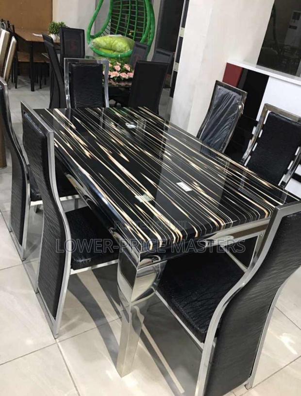 Marble 6 Dining Table Complete · Photo 1