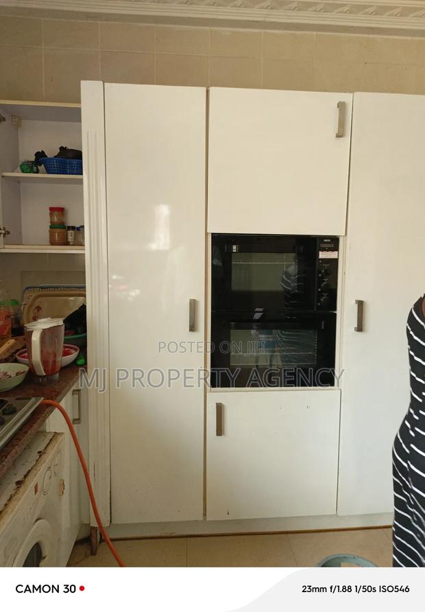 5bdrm House in Hfc Estate Phase 1, Tema Metropolitan for sale · Photo 5