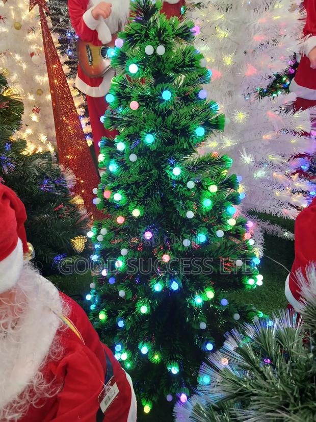 Chrismas Tree · Photo 3