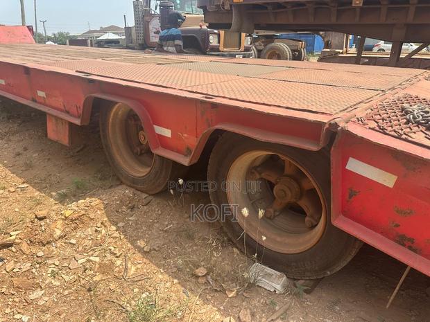 Lowbed Trailer- Stepdeck Trailer 40 Ton Lowbed · Photo 5