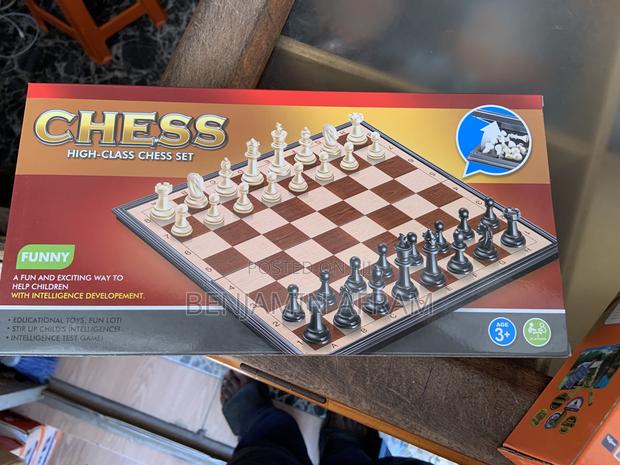 Chess Board Game · Photo 3