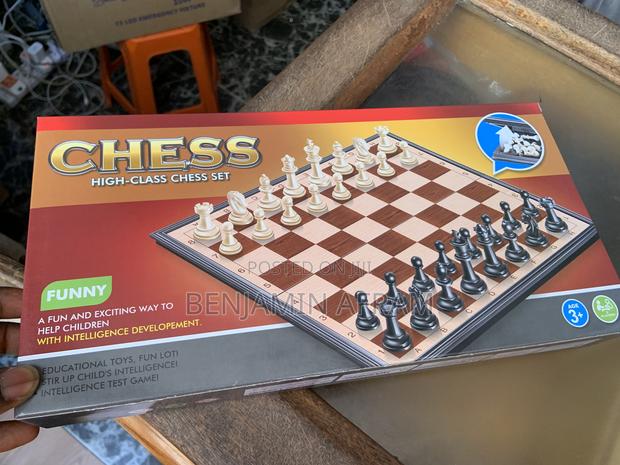 Hight Class Chess · Photo 1