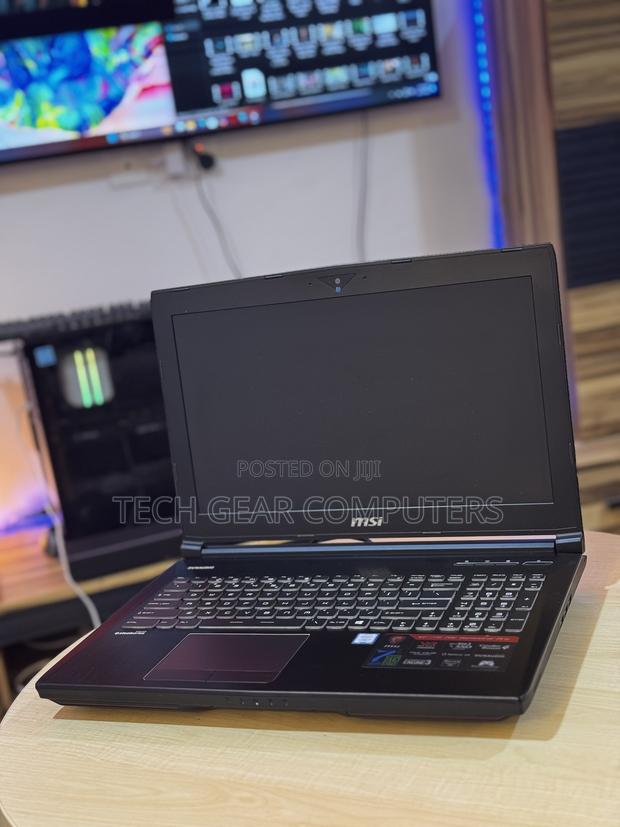 Laptop MSI GT62VR 7RE Dominator Pro 16GB Intel Core i7 HDD+SSD 1T · Photo 4
