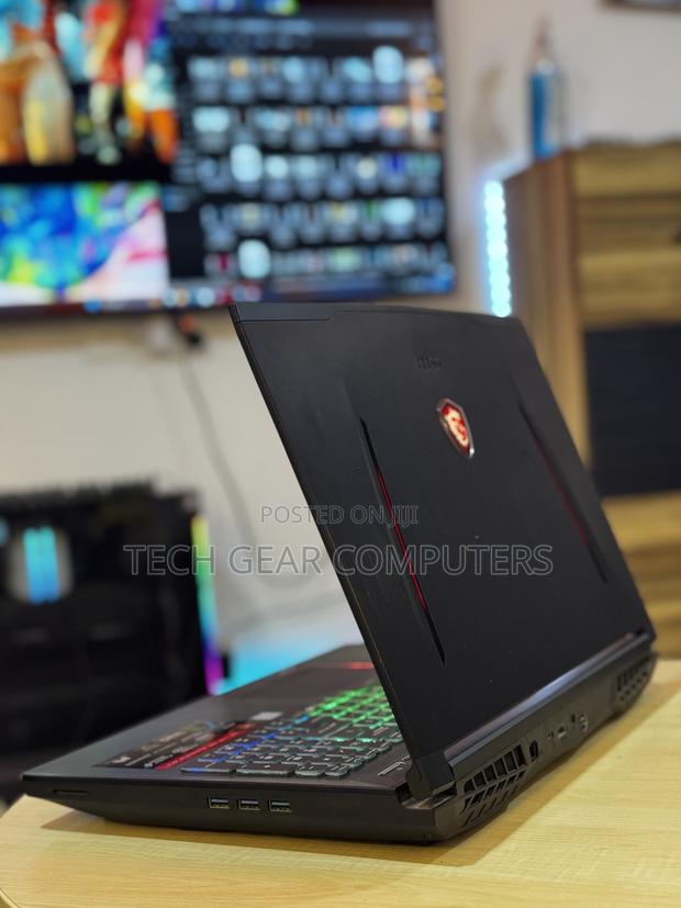 Laptop MSI GT62VR 7RE Dominator Pro 16GB Intel Core i7 HDD+SSD 1T · Photo 1