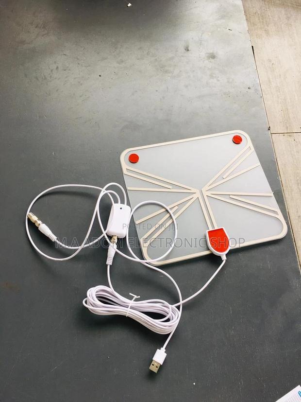 Crystal-Clear TV,Effortless Style:Transparent Indoor Antenna · Photo 1