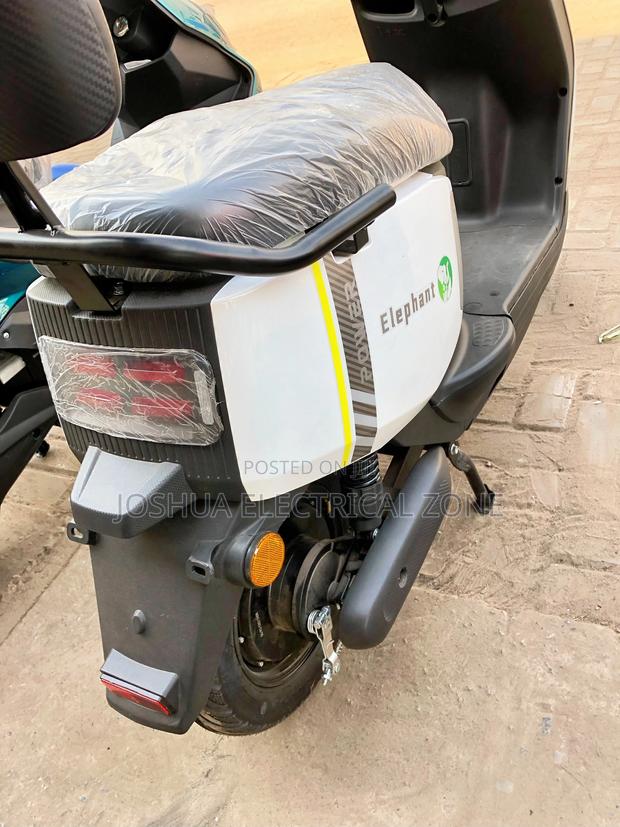 New Motorcycle 2024 Gray · Photo 6