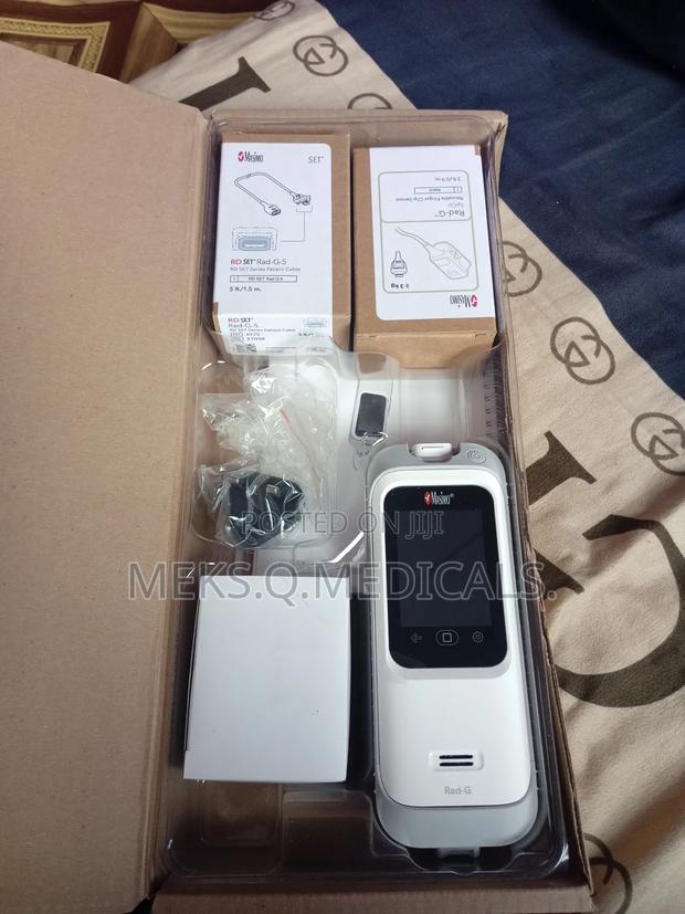 Hand Held Pulse Oximeter and Infrared Thermometer ( Masimo) · Photo 1