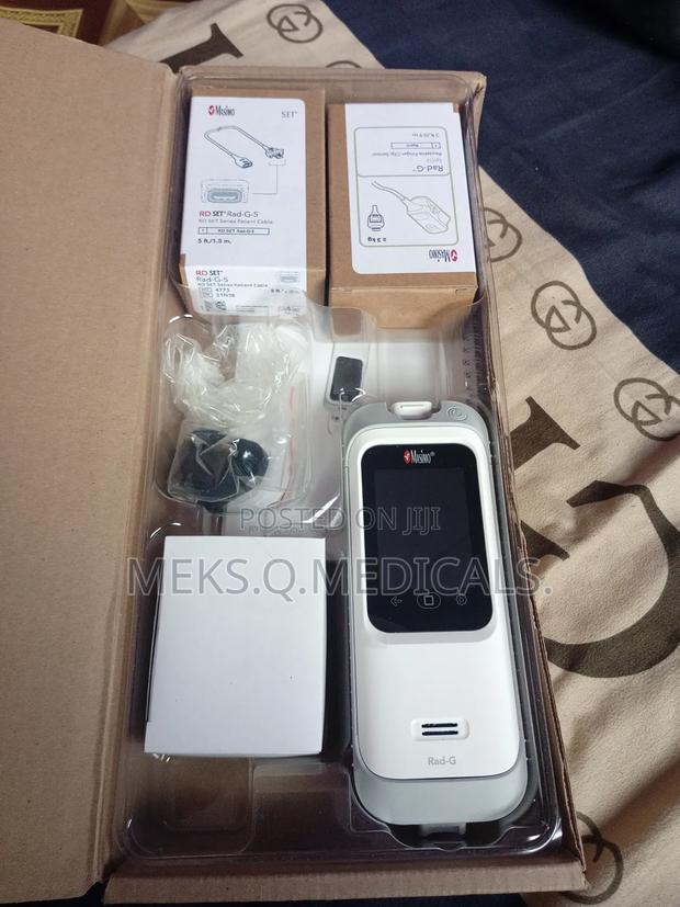 Hand Held Pulse Oximeter and Infrared Thermometer ( Masimo) · Photo 2