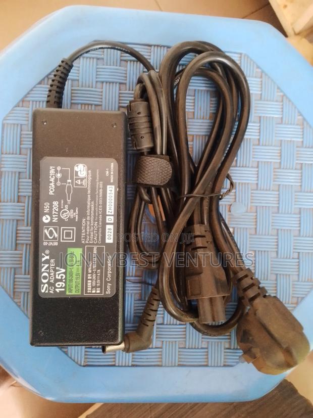 Sony 19.5V Charger Sony 19.5V Laptop Charger · Photo 2