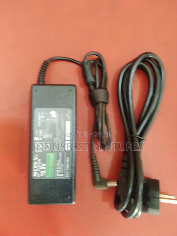 Sony 19.5V Charger Sony 19.5V Laptop Charger · Photo 4