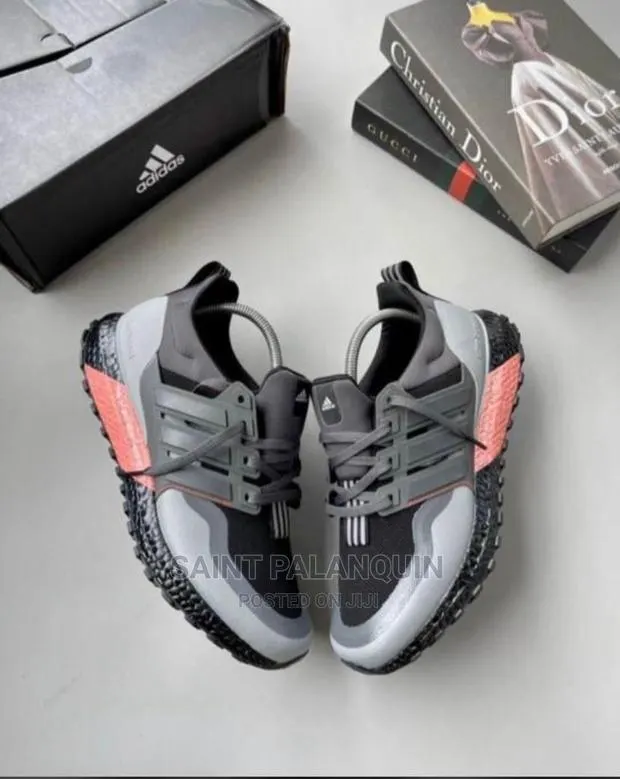 Adidas Ultra · Photo 1