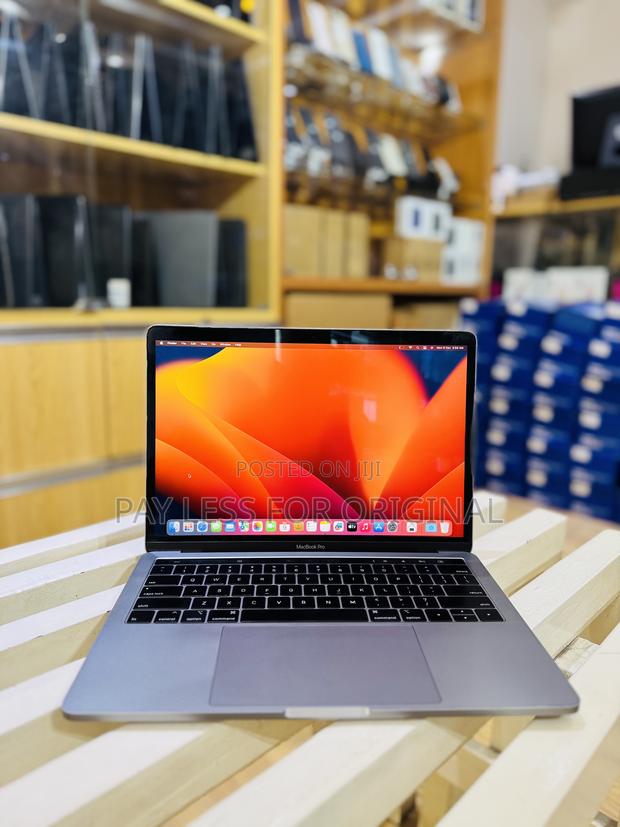 Laptop Apple MacBook Pro 8GB Intel Core i5 SSD 256GB · Photo 1