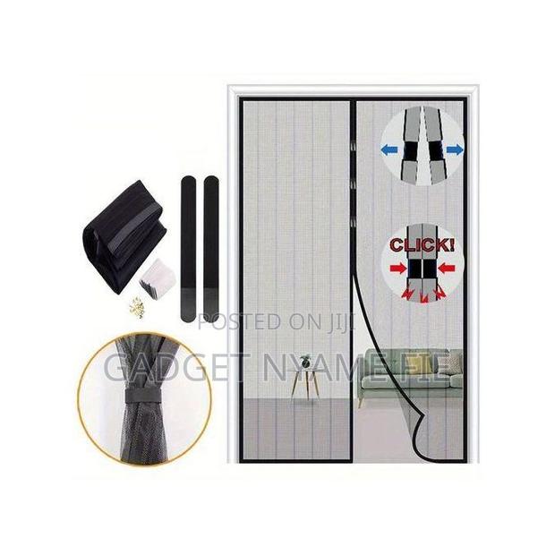 Antimosquito Magnetic Screen Door Automatic Closing Screen · Photo 1