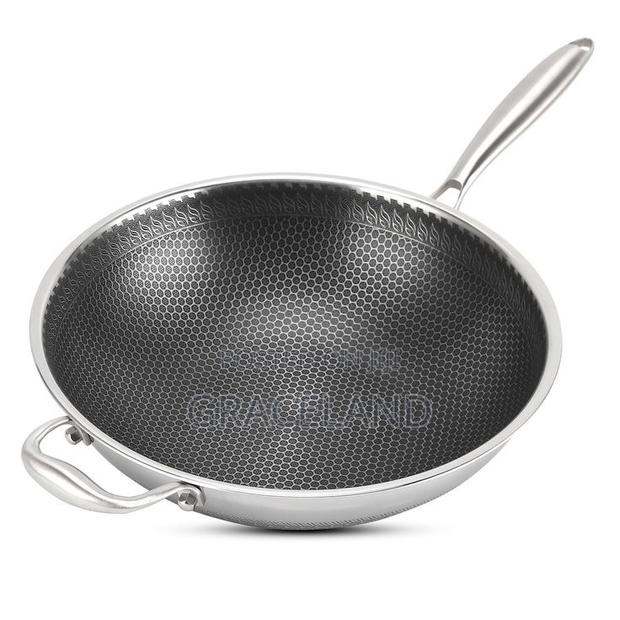 This Is Original Heavyweight Frying Hot Pan Non-Stick Pan · Photo 1