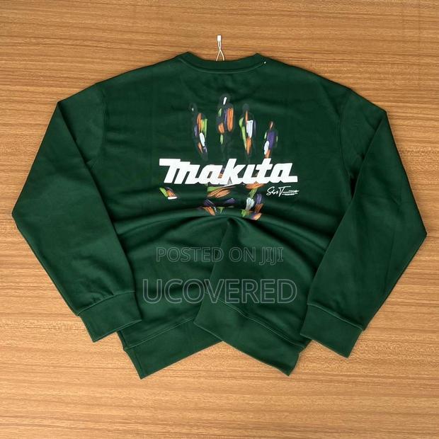 High Quality Unisex Heavy Sweatshirts · Photo 2