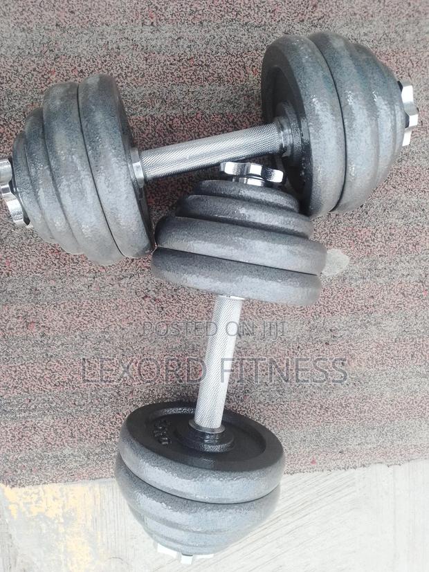 Dumbbells Set 30kg · Photo 3