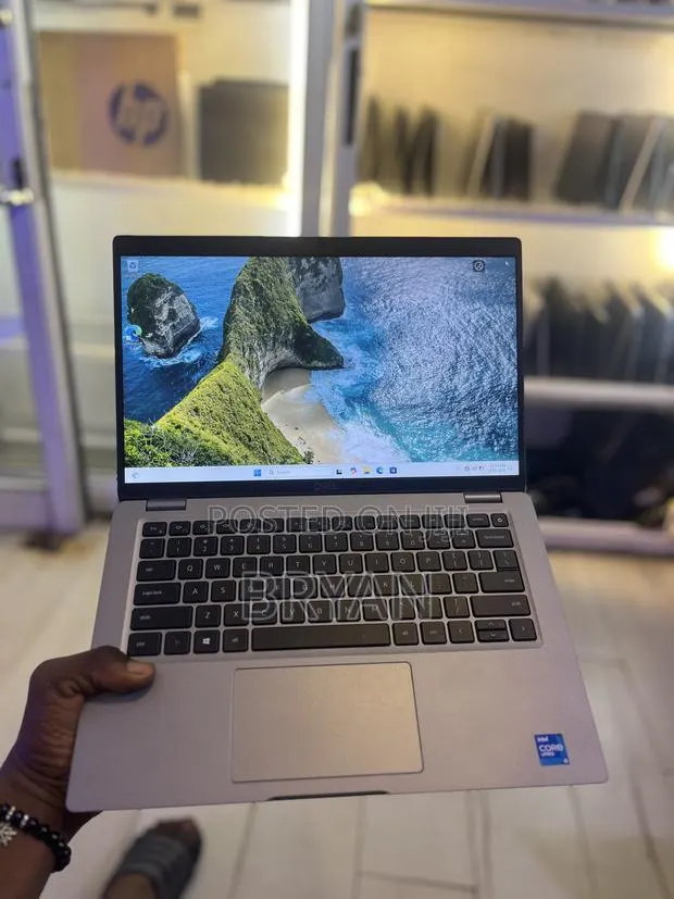 Laptop Dell Latitude 5420 8GB Intel Core i5 SSD 256GB · Photo 1