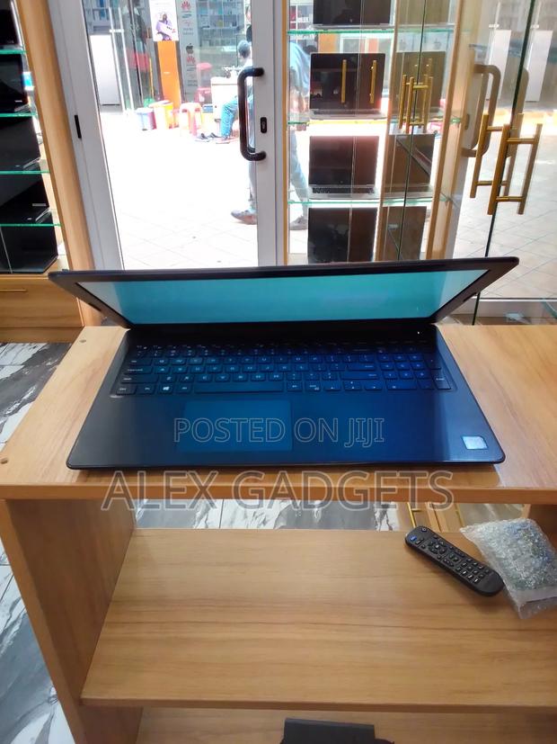 Laptop Dell Latitude 3590 8GB Intel Core I7 SSD 256GB · Photo 1